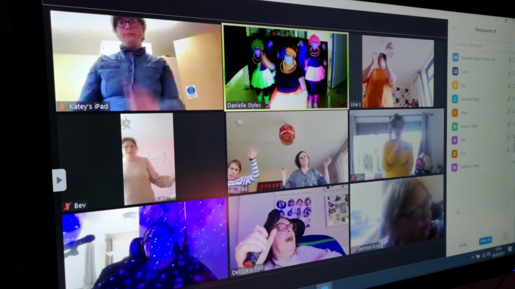 Disco afternoon On Track