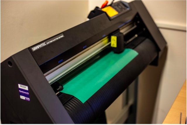 The Graphtec vinyl cutter 